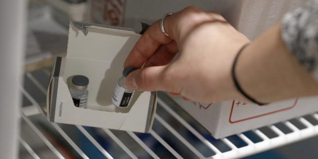 Il PLFSS riporta l'obbligo vaccinale per i sanitari: la discussione si sposta al Senato