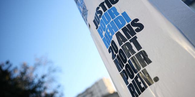 Marsiglia in lutto: la marche blanche per ricordare Mehdi Kessaci