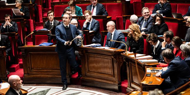 La Francia mette in pausa l’aumento della tassa fonciaria: 7,4 milioni di famiglie salvate con un nuovo calcolo locale.