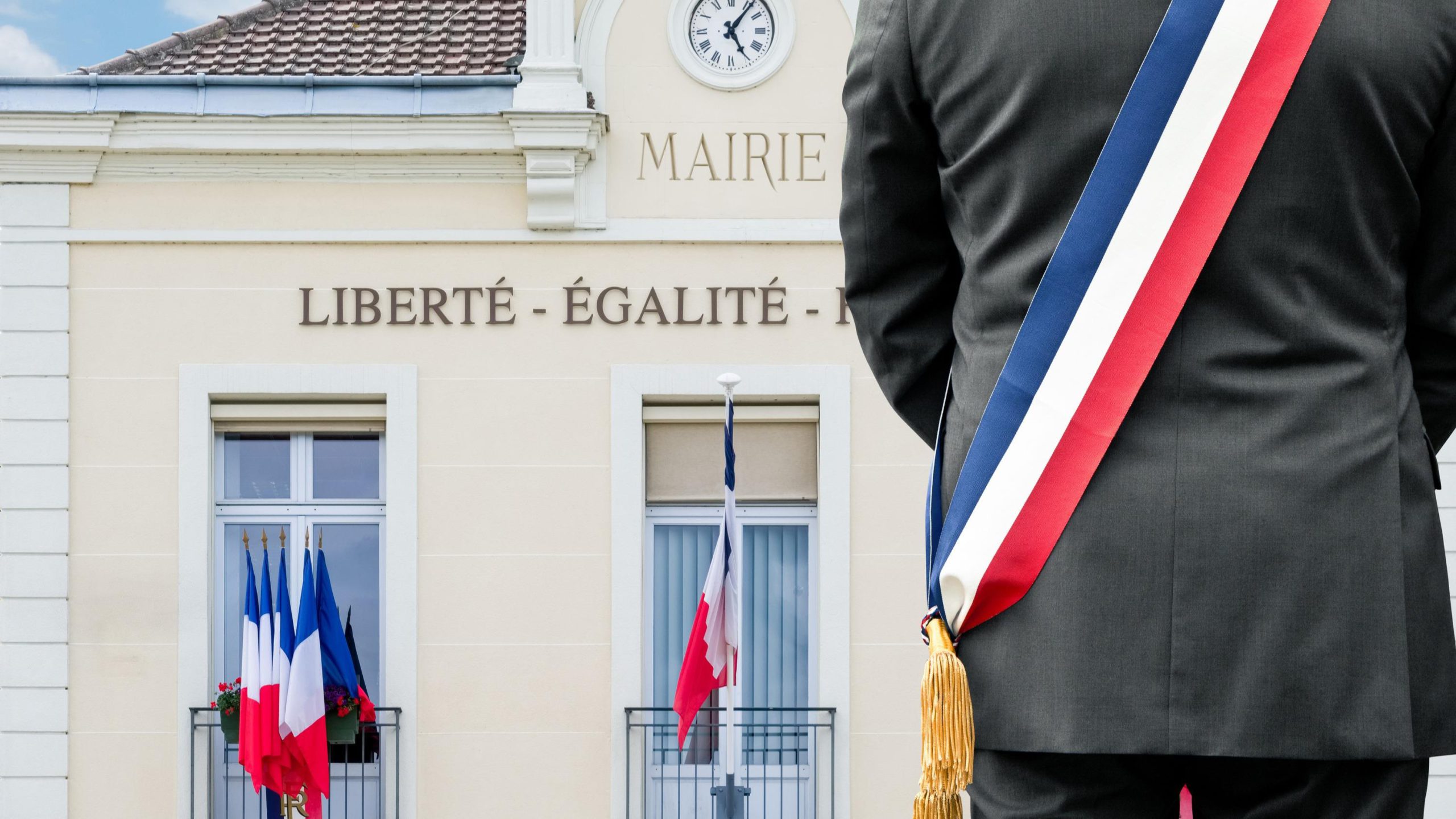 AMF avverte: i nuovi addebiti sui bilanci comunali rafforzano il centralismo budgétaire