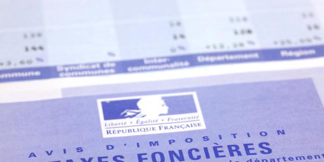 Francia: 7,4 milioni di abitazioni subiranno un aumento della tassa foncière nel 2026