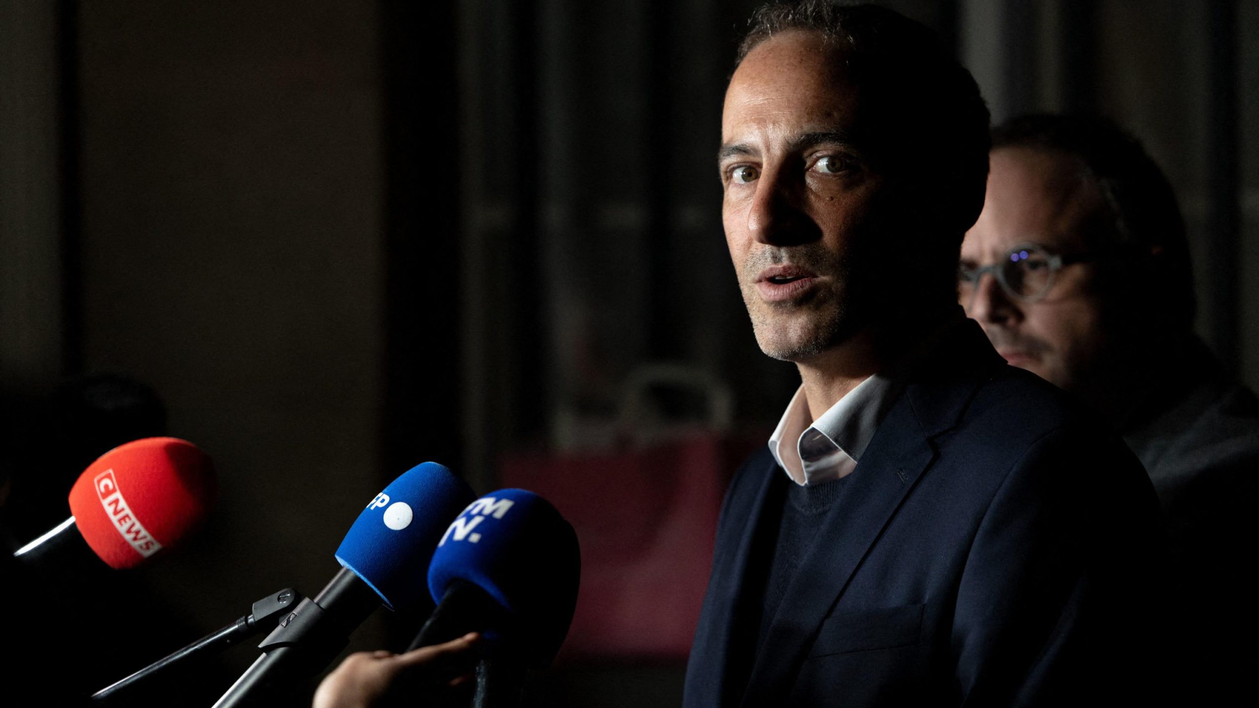 Glucksmann su LCI: l’intervento che mette in discussione il suo ruolo nel Partito Socialista