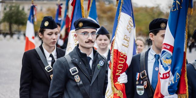 Generale Mandon e Macron: la Francia si apre al servizio nazionale volontario e al rischio di mobilitazione