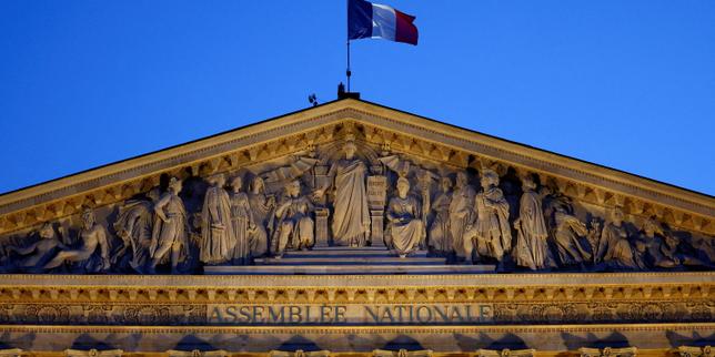 Francia: l'Assemblea respinge quasi l'unanimità il bilancio, ma alcune misure rimangono in discussione