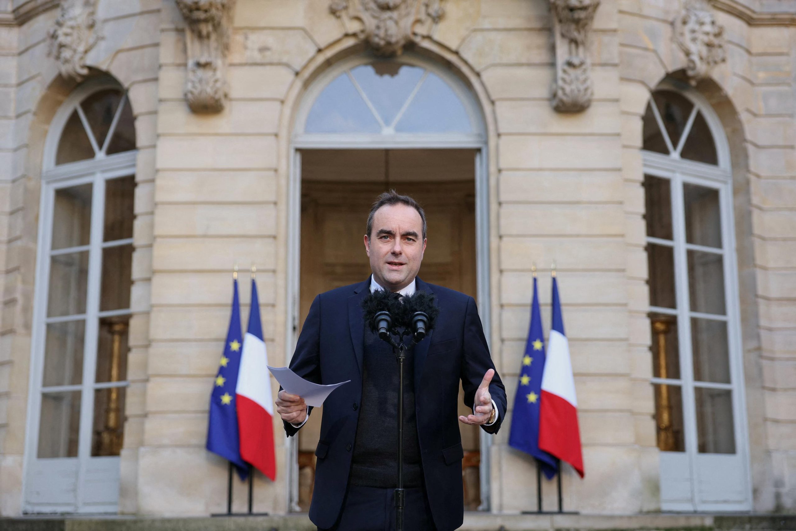 Budget respinto: il primo ministro ricorre alla tolleranza delle opposizioni