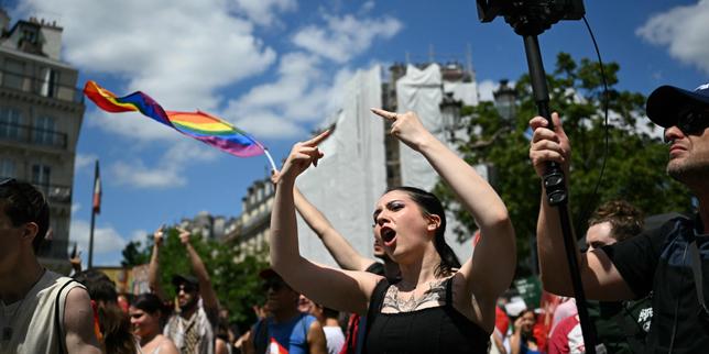 Eléonore Dujardin: il festival del manga al centro della lotta contro la discriminazione trans in Francia