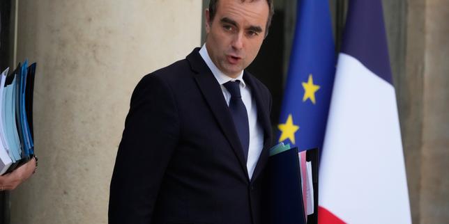 Allevatori in Francia: 40‑50 militanti di estrema sinistra armati, denuncia il primo ministro