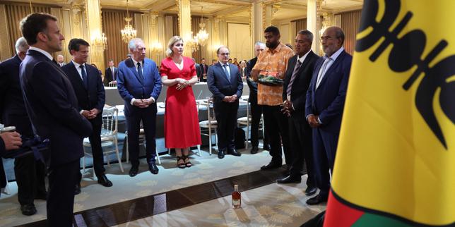 Macron si incontrerà con i rappresentanti di Nuova Caledonia il 16 gennaio per chiarire l’accordo di Bougival