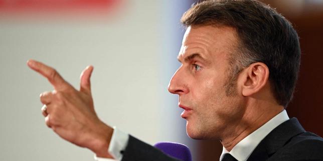 Macron difende la labellizzazione dei media: risposta alle critiche di CNews e Journal du dimanche