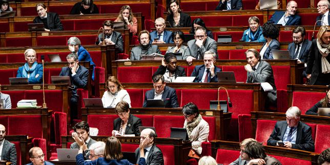 Parlamento adotta con unanimità un pacchetto di riforme per gli amministratori locali prima delle elezioni comunali