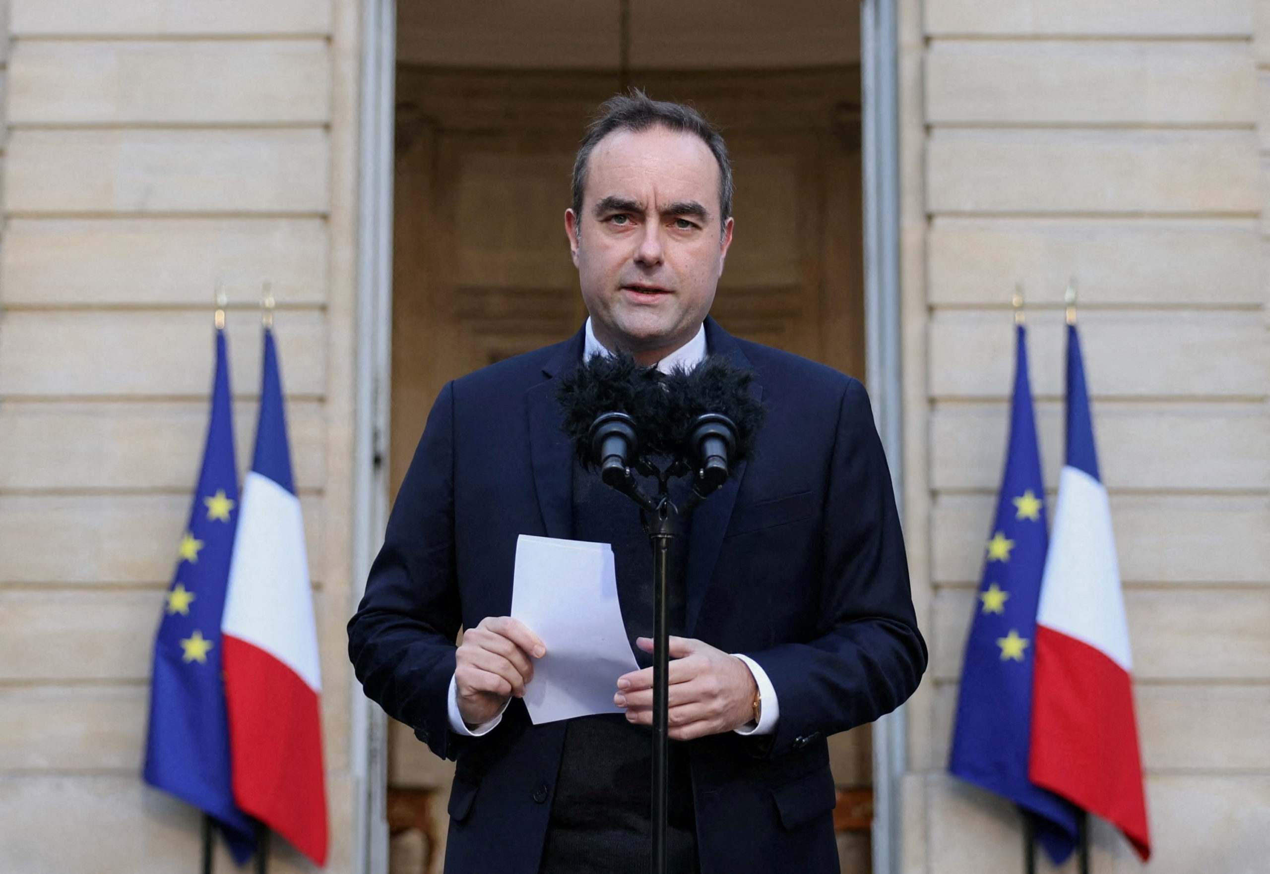 Parlamento approva testo di emergenza per il bilancio: prossimi passi verso la legge definitiva