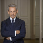 Sarkozy presenta il suo nuovo libro “Journal d'un prisonnier” in intervista a Le Point