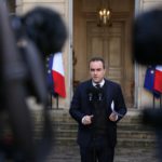 Il governo abbandona le cartoline di auguri cartacee: passaggio alla comunicazione elettronica per risparmiare e salvaguardare l’ambiente