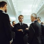 Macron a Marsiglia: visita anti-droga dopo l'omicidio di Mehdi Kessaci