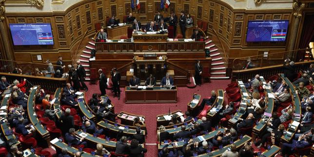 Il Senato approva un bonus di 500 € per i sindaci nel Budget 2026
