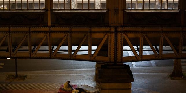 Parigi chiama al piano Grand Froid per salvaguardare i senzatetto dopo ondata di freddo