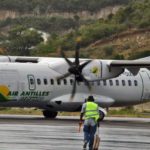 Air Antilles sospende i voli: migliaia di passeggeri in attesa di alternative