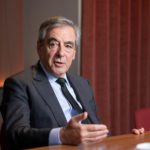 Fillon: bilancio della sicurezza sociale e assenza di un progetto di emergenza nazionale minacciano la stabilità politica