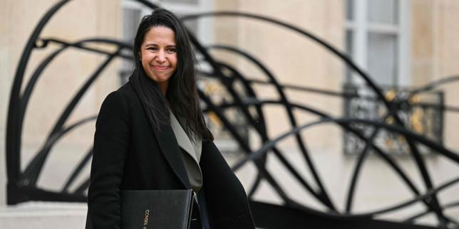 Abbandono della consultazione anticipata in Nuova Caledonia: FLNKS invia delegazione a Parigi per fermare l'accordo di Bougival