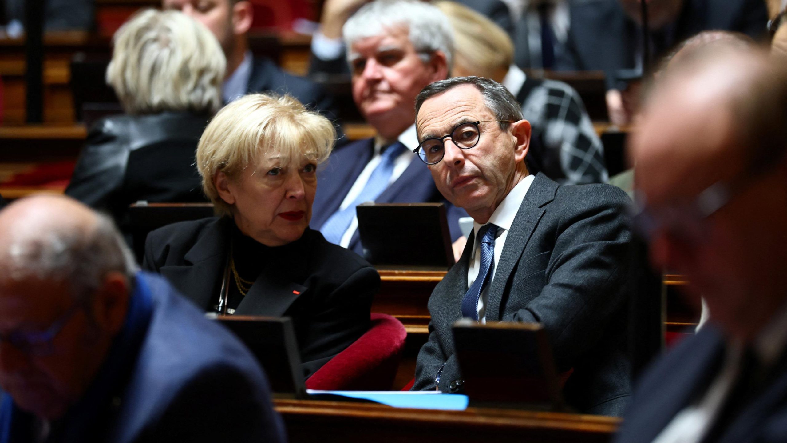 Posizioni politiche in rapido cambiamento: la fragilità dei leader in meno di un anno