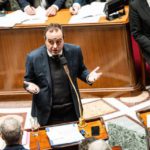 Bilancio 2026 in crisi: Francia adotta legge speciale per salvaguardare le funzioni statali prima delle elezioni comunali