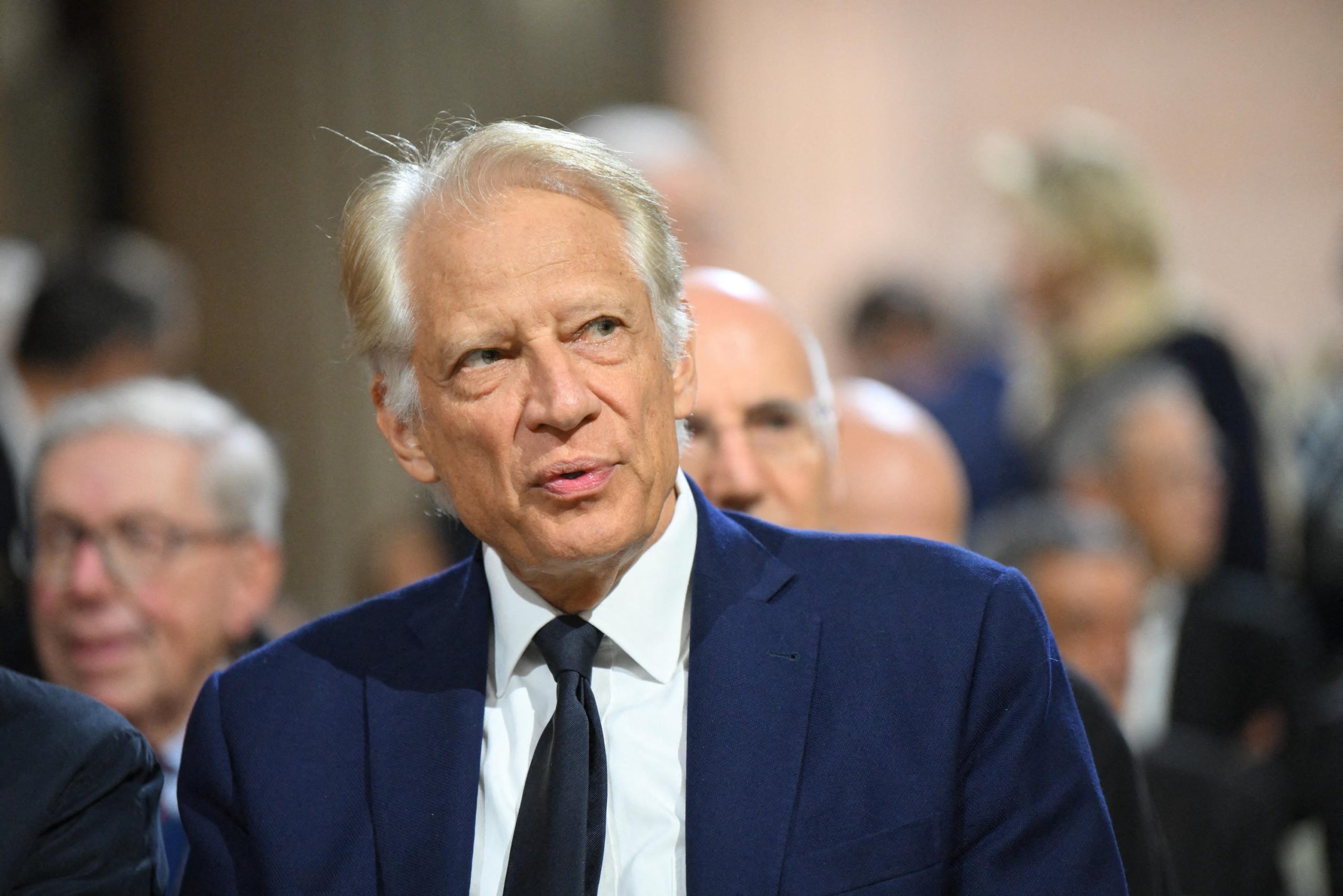 Villepin intensifica viaggi e incontri in Francia per un progetto del 2027