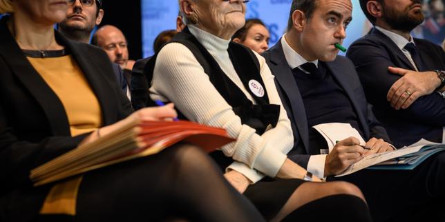 Il Senato francese propone di accelerare le fusioni di comuni per snellire l’amministrazione locale