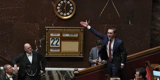 Parlamento francese discute di inserire i Fratelli Musulmani nella lista delle organizzazioni terroristiche europee