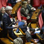 La destra francese denuncia le concessioni al bilancio, ma non chiede la censura del governo