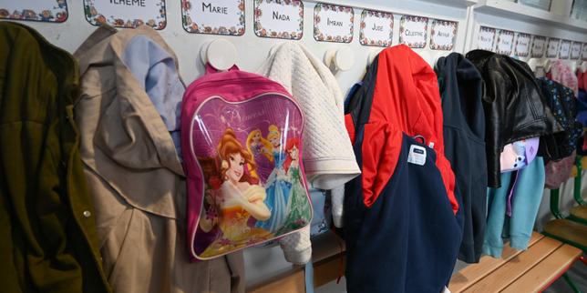 Tagli ai posti di insegnanti in Francia: 4.000 riduzioni previste per la rentrée 2026