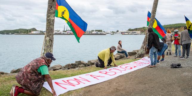 Macron e la Nuova Caledonia: l'urgenza di un documento complementare all'accordo di Bougival