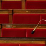 Parlamento francese propone chiarimento sulla “communauté de vie” per tutelare le coppie conviventi e ridurre l’incertezza giuridica