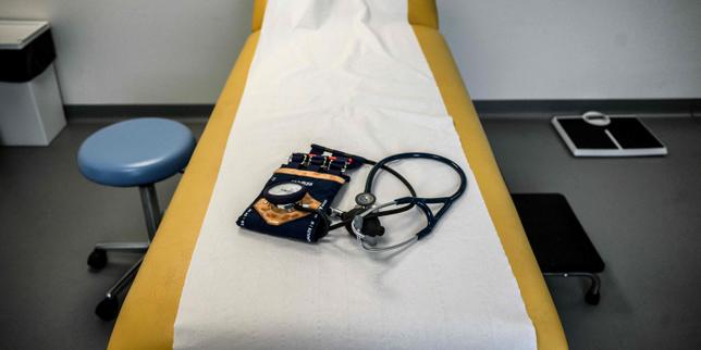 Sciopero dei medici liberi in Francia: rifiutano l’incontro con la ministra della salute e chiedono il primo ministro