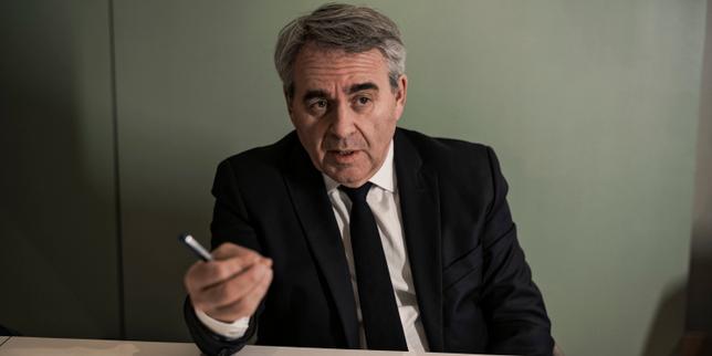 Xavier Bertrand denuncia l'influenza dell'estrema destra: la commissione sull'audiovisivo pubblico riprende i lavori