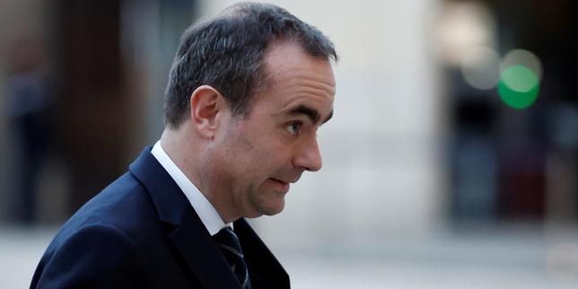 Governo francese usa l’Articolo 49.3 per approvare il bilancio 2026 e fissare il deficit al 5 % del PIL