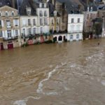 Assicurazioni in crisi: i comuni lottano per proteggersi dal clima