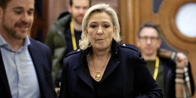 Processo contro gli assistenti del RN: Marine Le Pen sostiene buona fede