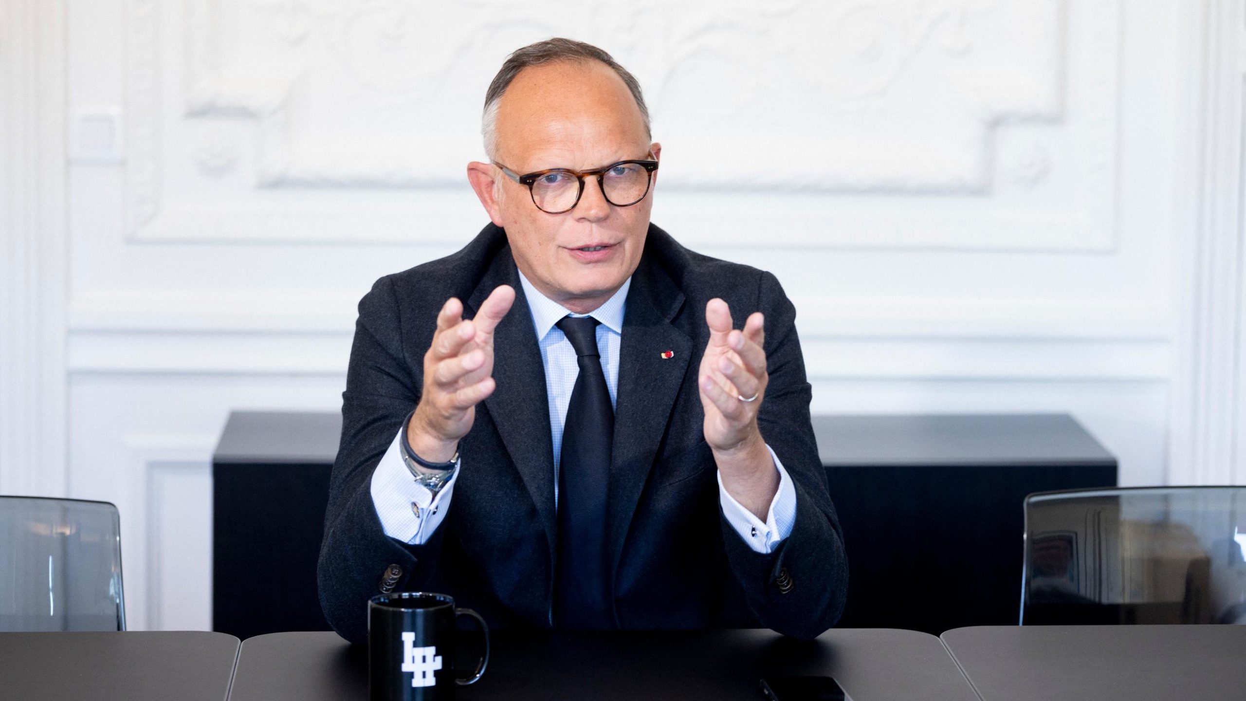 Philippe: la Francia deve ritornare prospera e potente in risposta all’intervento USA in Venezuela