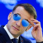 Macron a Davos: la frase “For sure” che ha fatto il giro del web