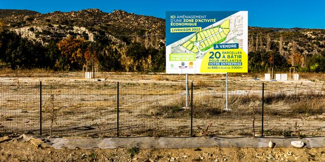 Il Senato francese valuta la preemption terriera per aumentare l'offerta di alloggi