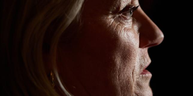 Stéphanie Rist: la ministra della sanità in bilico tra proteste mediche e bilancio Sécu