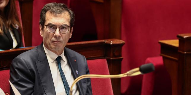 Francia: proposta di legge che permette di lavorare il 1° maggio, giorno di festa del lavoro