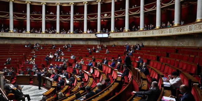 Francia rimuove l'obbligo coniugale: il consenso diventa obbligatorio anche tra coniugi