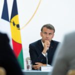 Macron convoca nuovo vertice in Nuova Caledonia: l'assenza del FLNKS rischia di rallentare il processo di autonomia