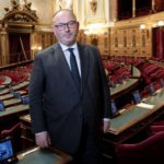 Reintrodurre pesticidi vietati: la proposta del senatore francese Duplomb per salvaguardare le filiere agricole