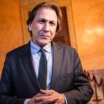 Guédj si candida alla presidenza 2027: rifiuta la primaria della sinistra unitaria