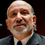 Howard Lutnick accusato di legami con Jeffrey Epstein: visita all'isola del 2012 e la difesa di Trump