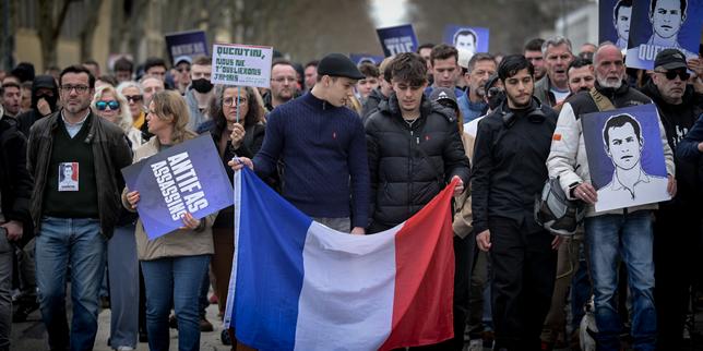 Lione: 3.200 partecipanti protestano contro l’estrema sinistra e ricordano un giovane deceduto, con segnalazioni di saluti nazisti