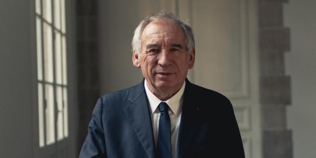 Bayrou a Pau: la sfida del secondo turno contro RN e opposizione