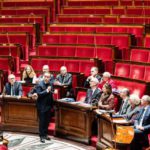 Il primo ministro francese presenta la roadmap 2026: agenda consensuale e sfide contro le pressioni populiste